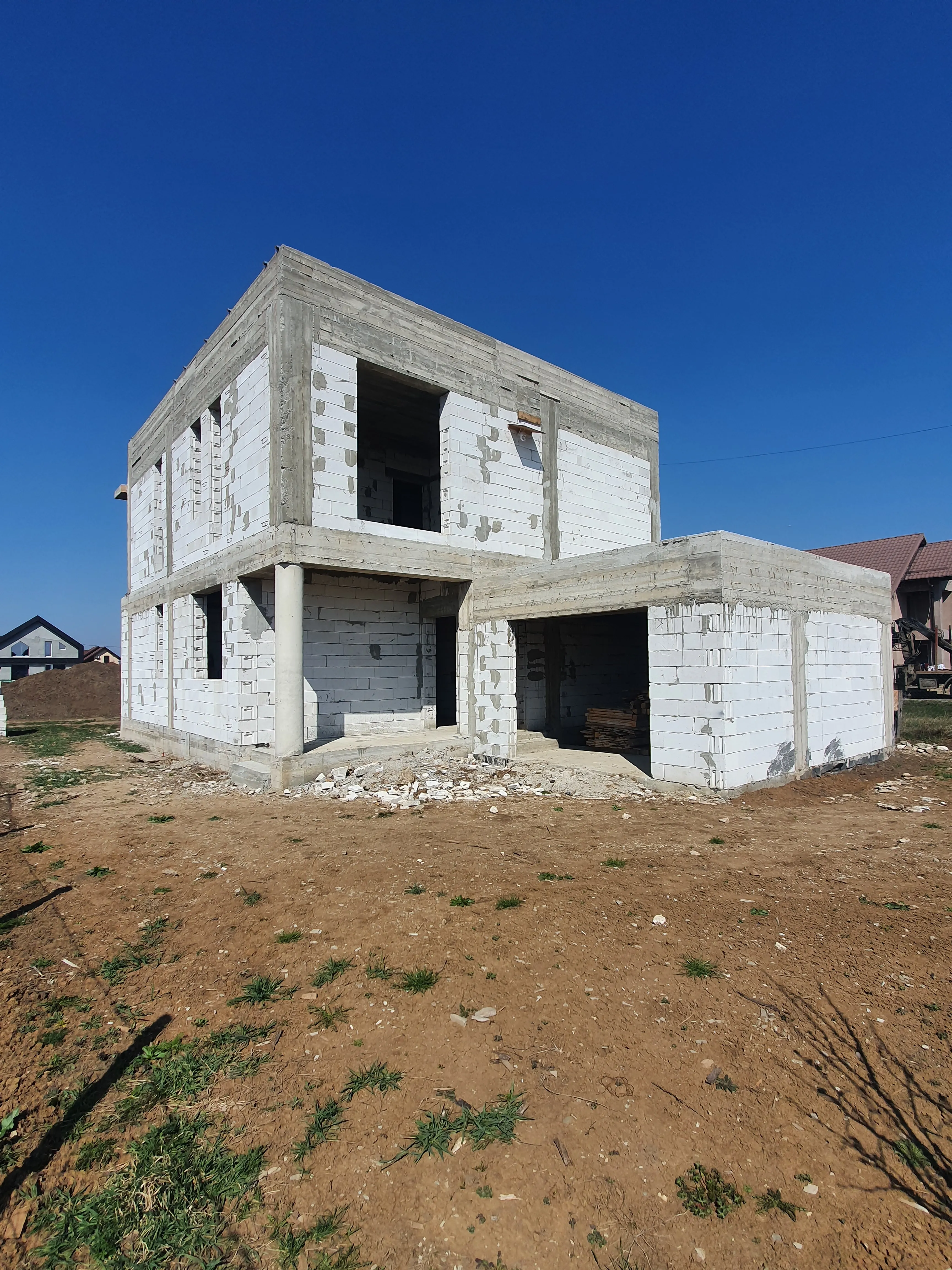 Realitate - Interior